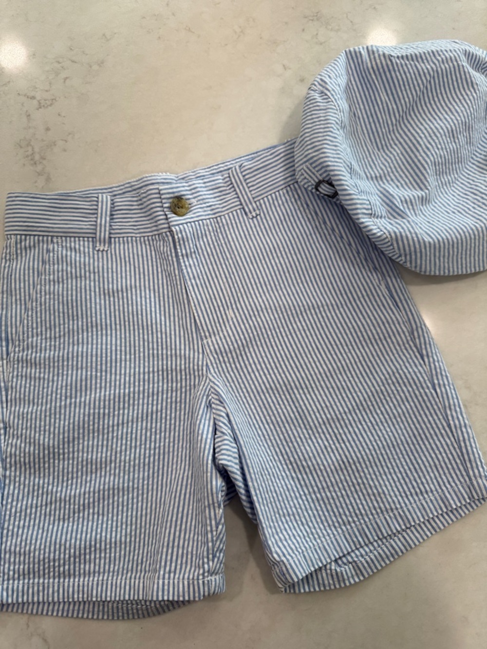 Janie and Jack Blue Seersucker Shorts with Matching Cap Size 6